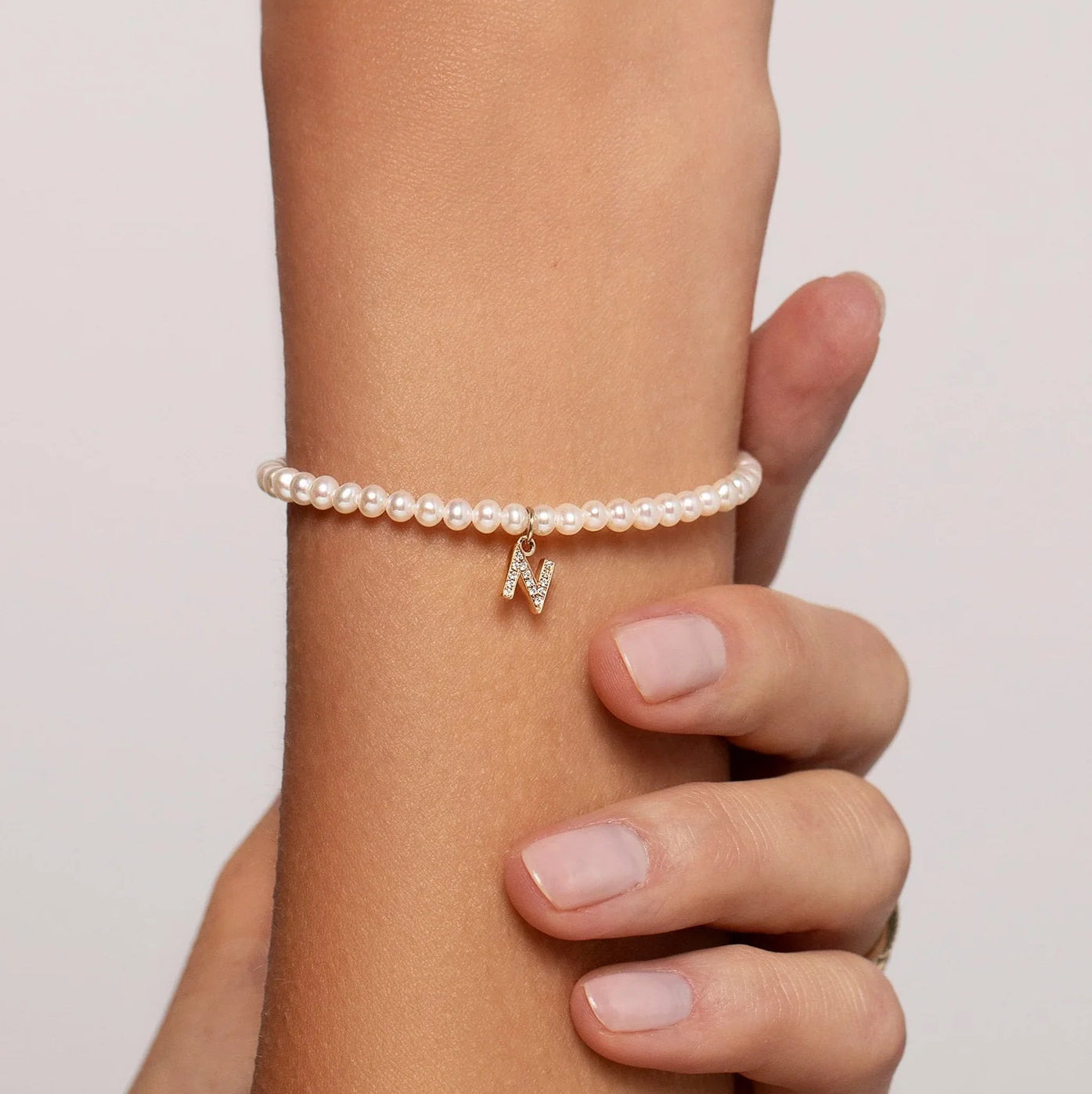 bracciale-con-iniziale-182wfo-1.jpg bracciale con iniziale - immagine 1